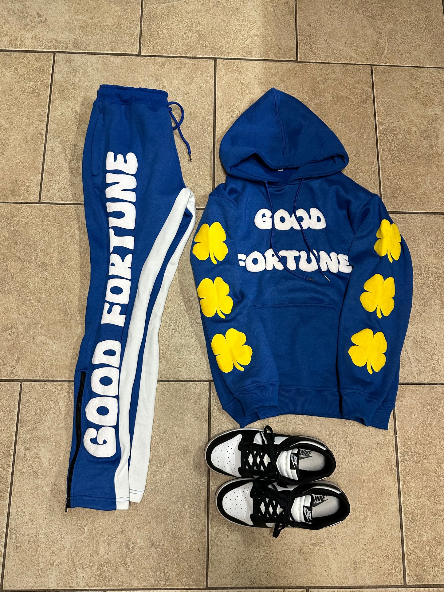 LUMINA SWEATSUIT